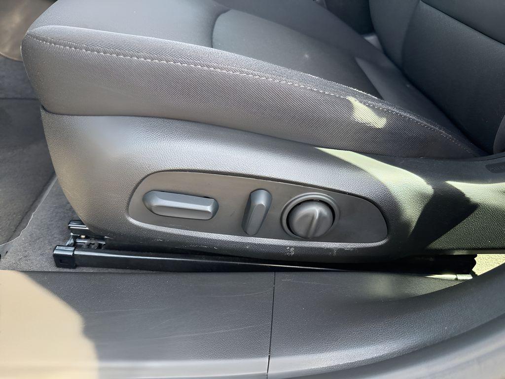 used 2024 Chevrolet Malibu car