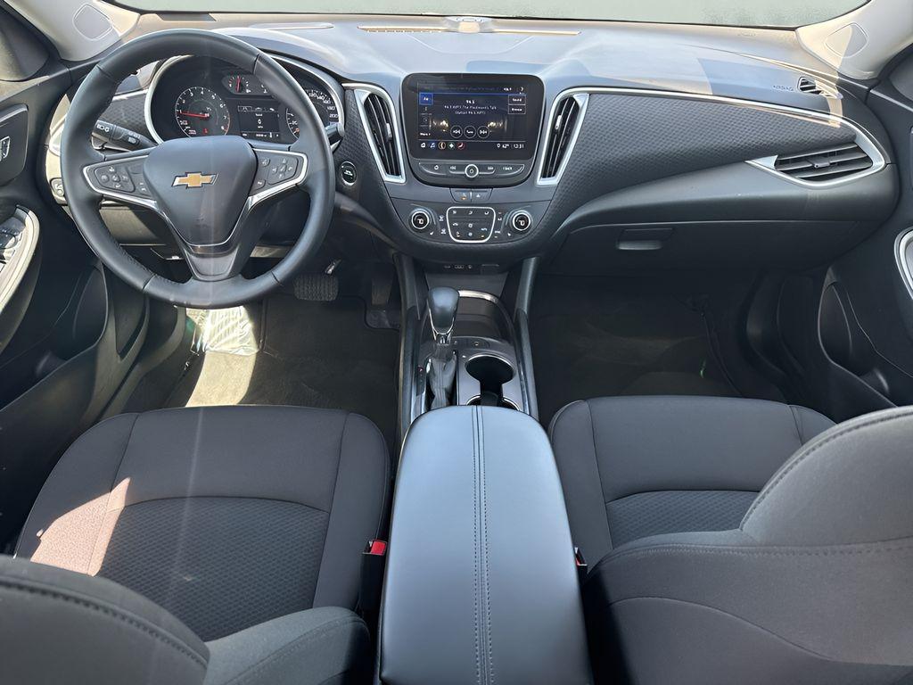 used 2024 Chevrolet Malibu car