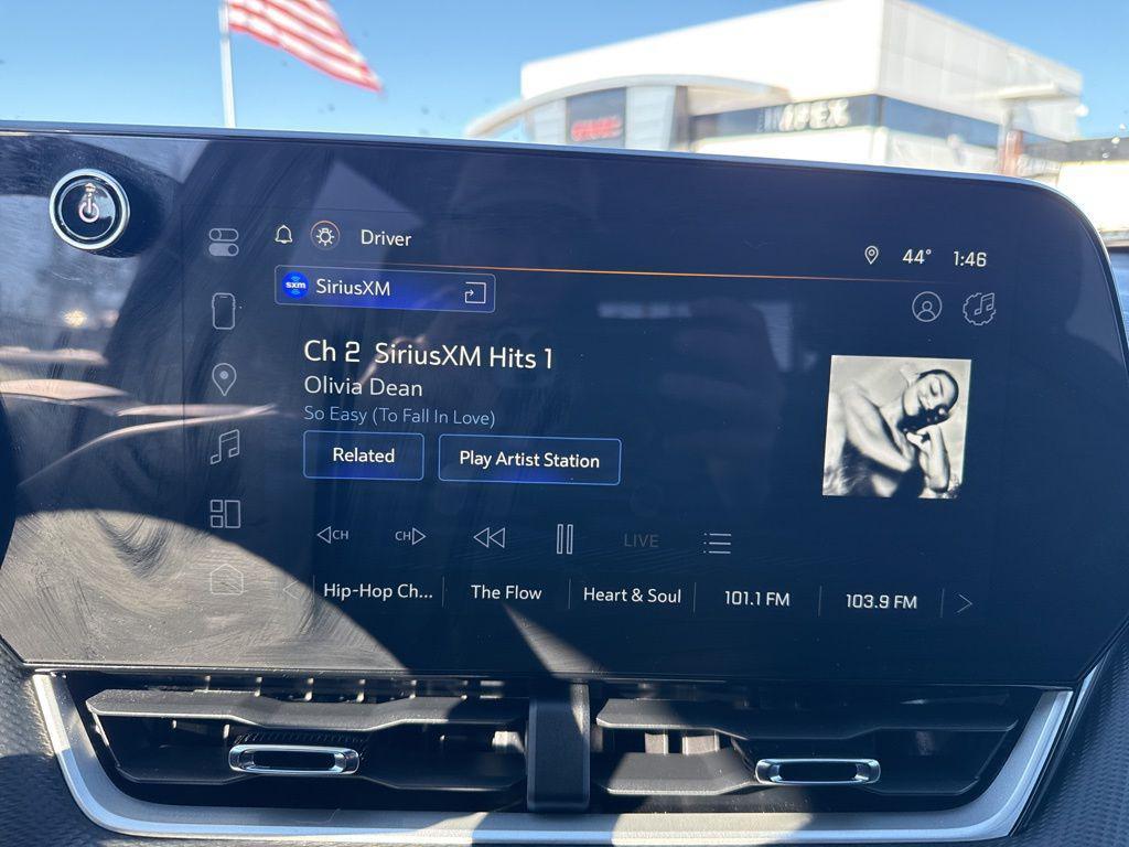 used 2025 Chevrolet Equinox car, priced at $23,880