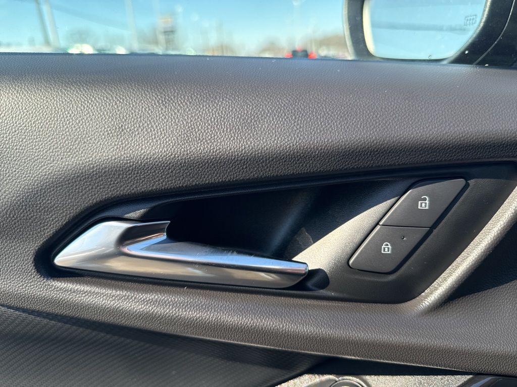 used 2025 Chevrolet Equinox car, priced at $23,880