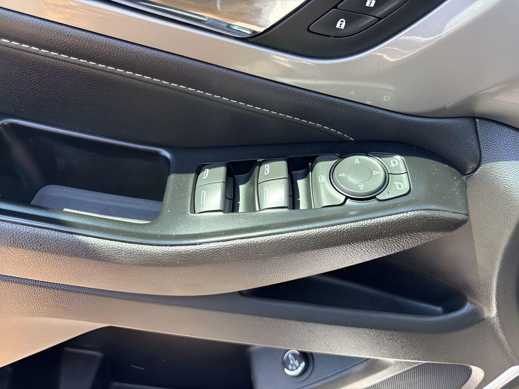used 2023 Chevrolet Traverse car, priced at $31,775