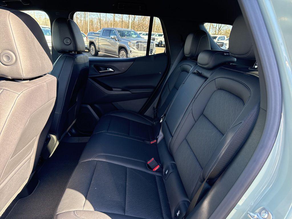 used 2025 Chevrolet Equinox car, priced at $28,850