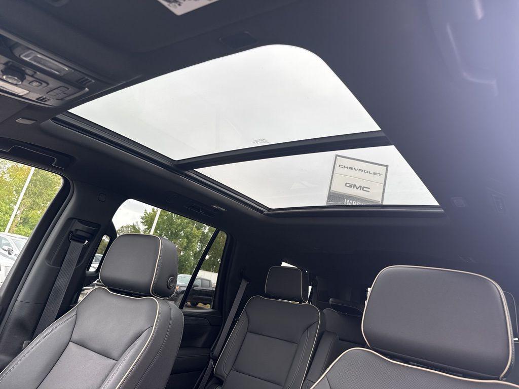 used 2023 GMC Yukon car, priced at $56,775