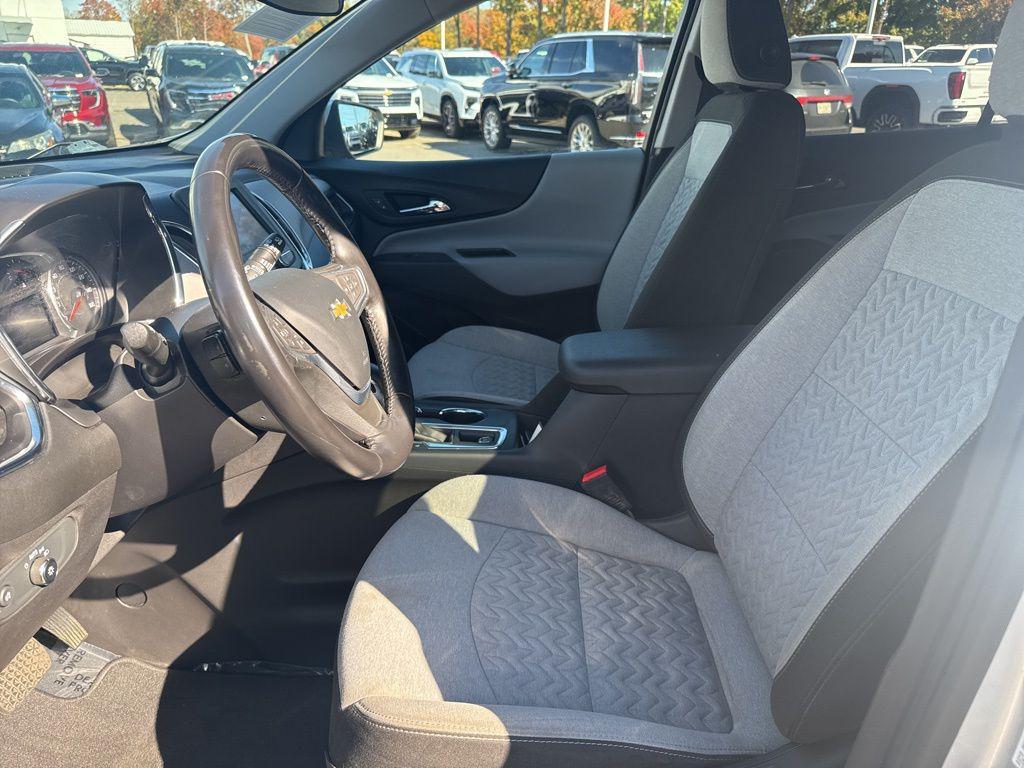 used 2022 Chevrolet Equinox car