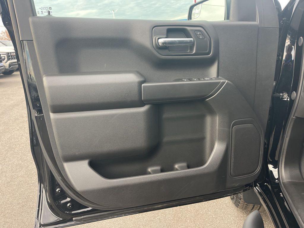 used 2025 Chevrolet Silverado 1500 car, priced at $43,950