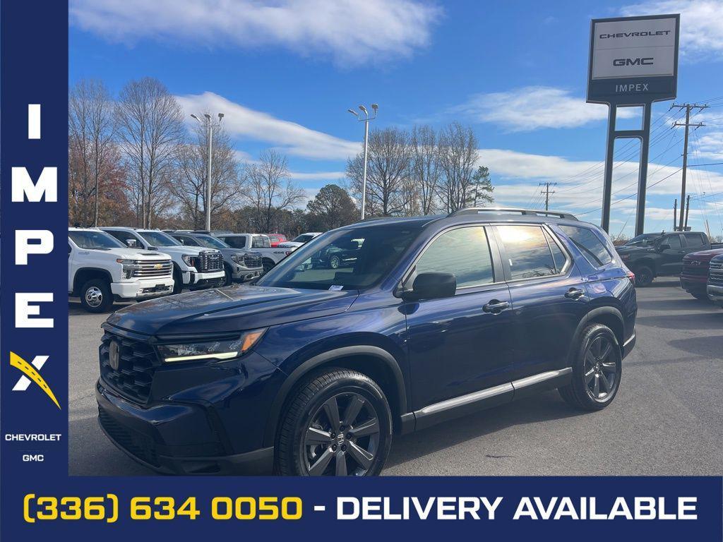 used 2025 Honda Pilot car, priced at $36,880