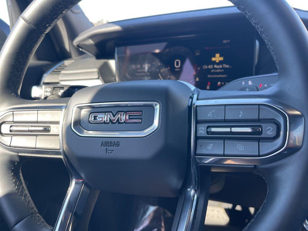 used 2025 GMC Acadia car, priced at $31,890