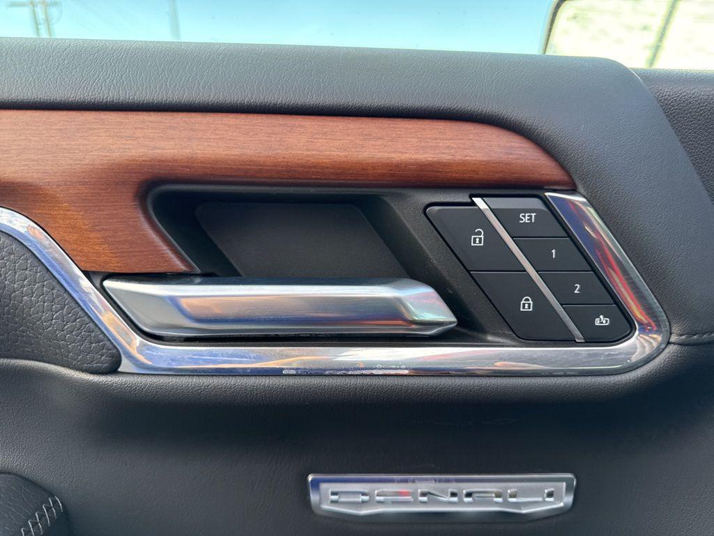 used 2023 GMC Sierra 1500 car, priced at $48,990