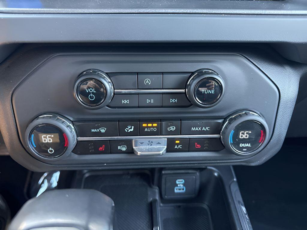 used 2025 Ford Bronco car, priced at $38,150