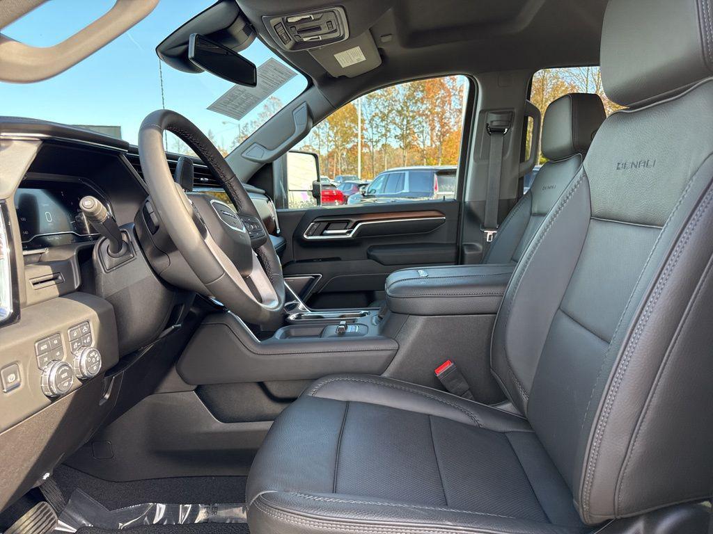 used 2025 GMC Sierra 2500 car, priced at $72,660