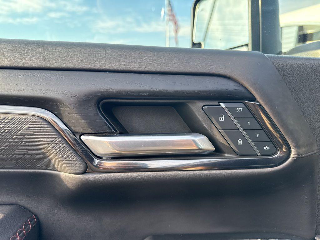 used 2024 GMC Sierra 2500 car, priced at $77,220
