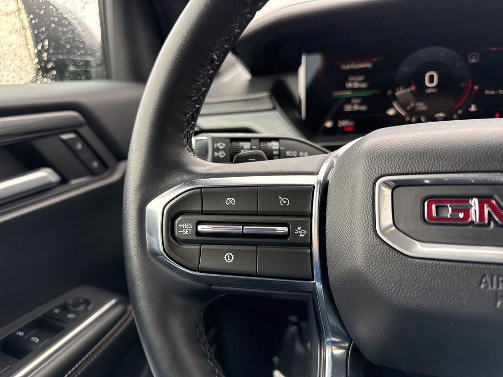 used 2025 GMC Acadia car, priced at $32,475