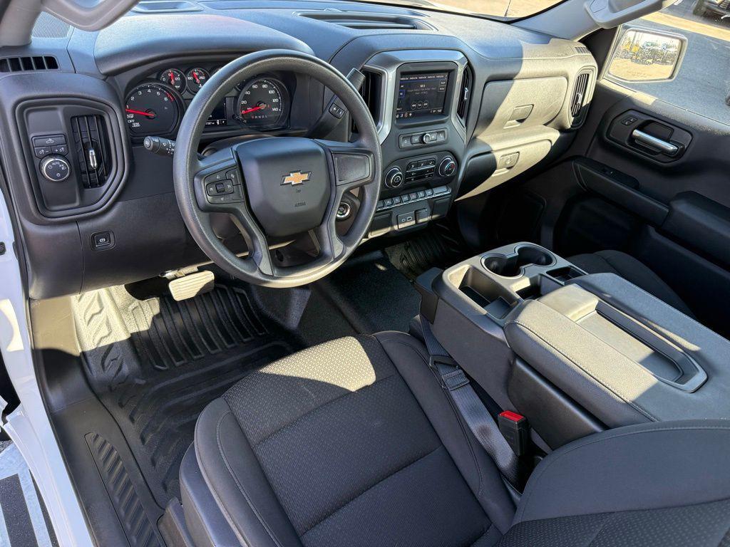 used 2024 Chevrolet Silverado 1500 car, priced at $27,775