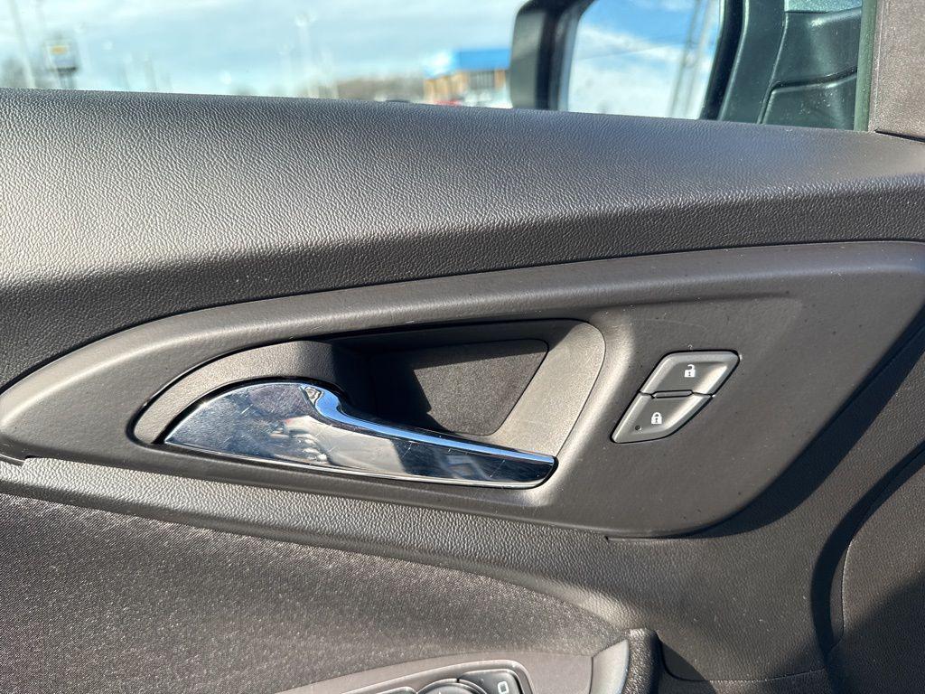 used 2023 Chevrolet Malibu car, priced at $15,550