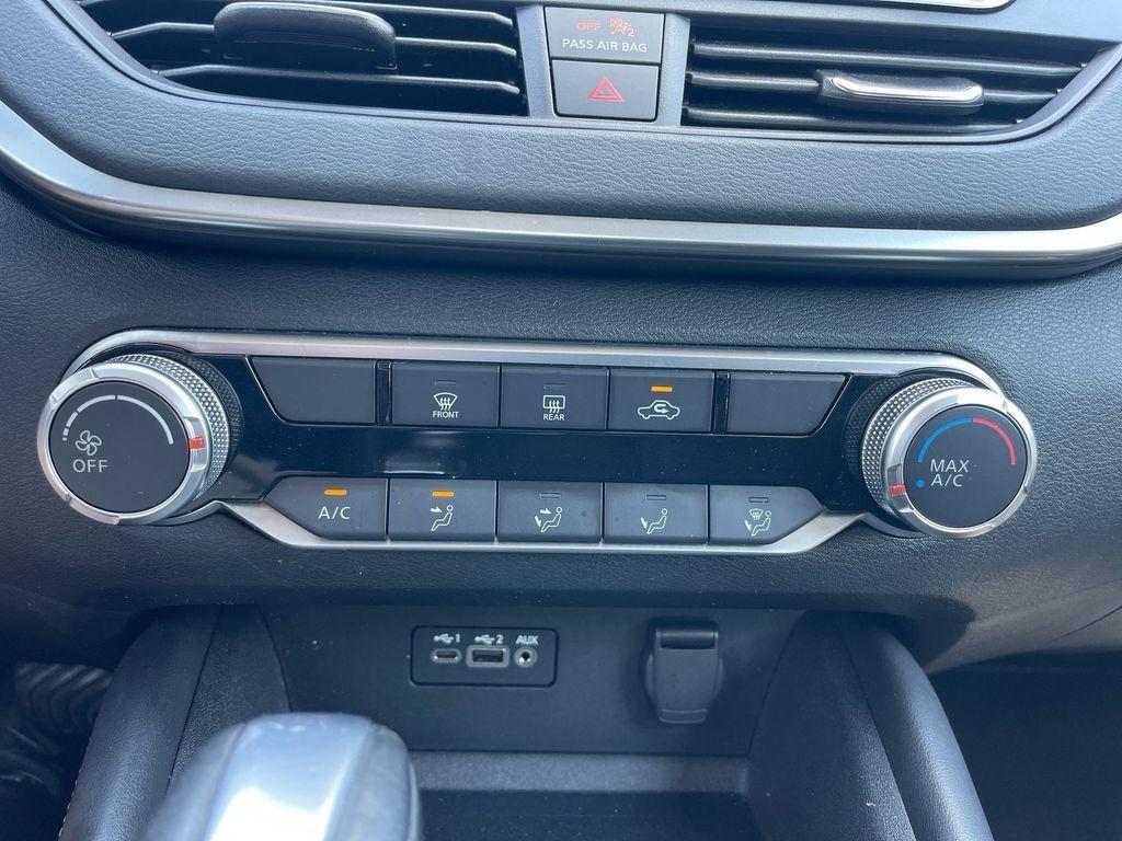 used 2021 Nissan Altima car, priced at $17,200