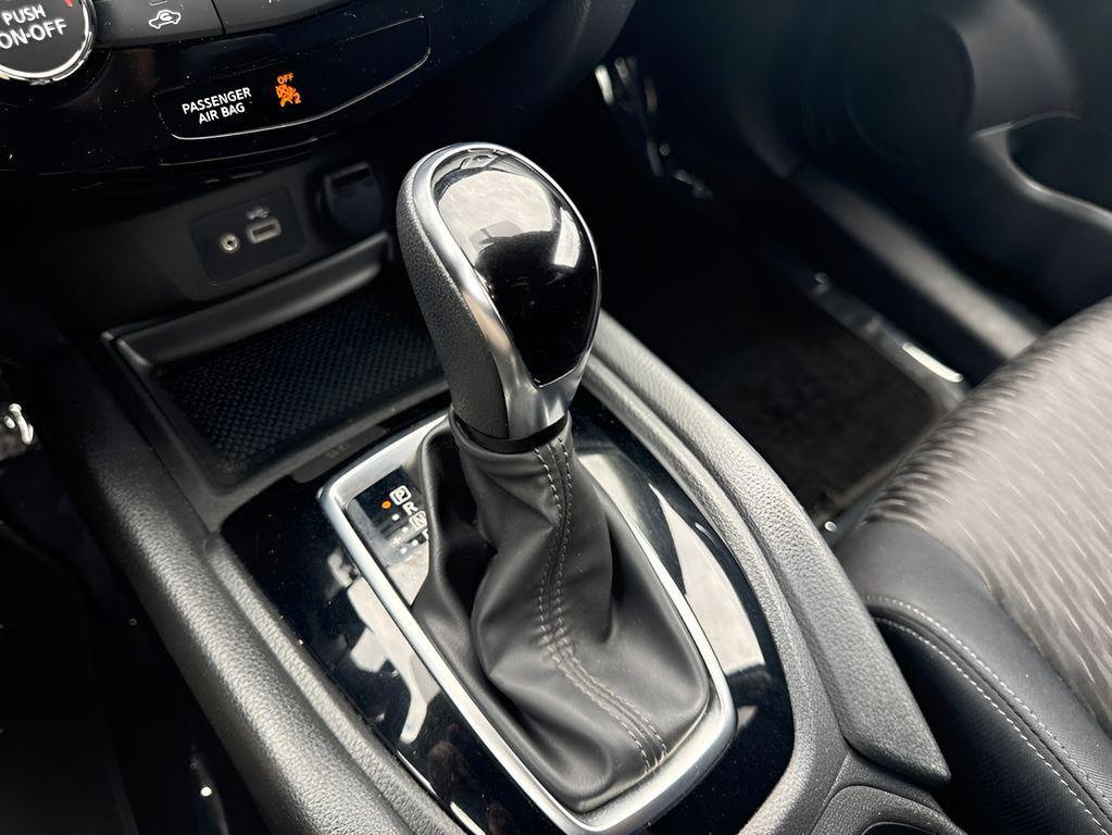 used 2018 Nissan Rogue car, priced at $13,300