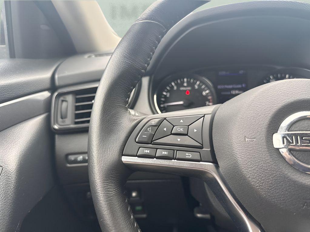 used 2018 Nissan Rogue car, priced at $13,300