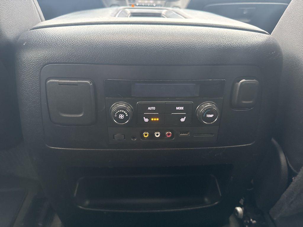 used 2015 Chevrolet Suburban car, priced at $17,899