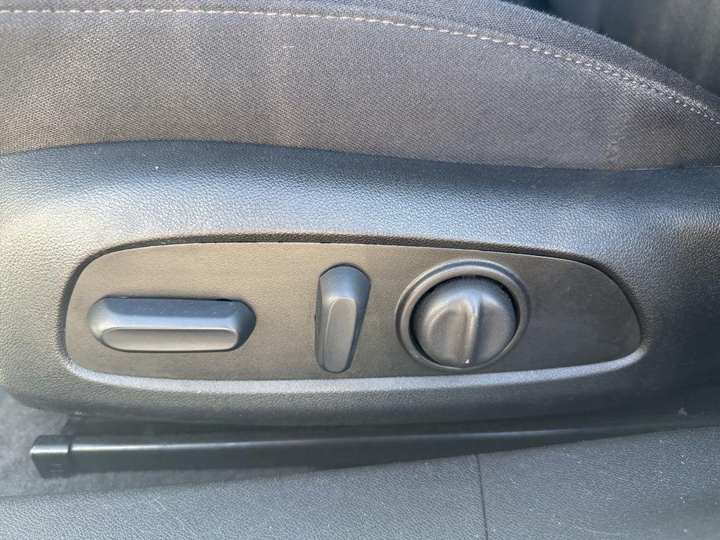 used 2024 Chevrolet Malibu car, priced at $18,990