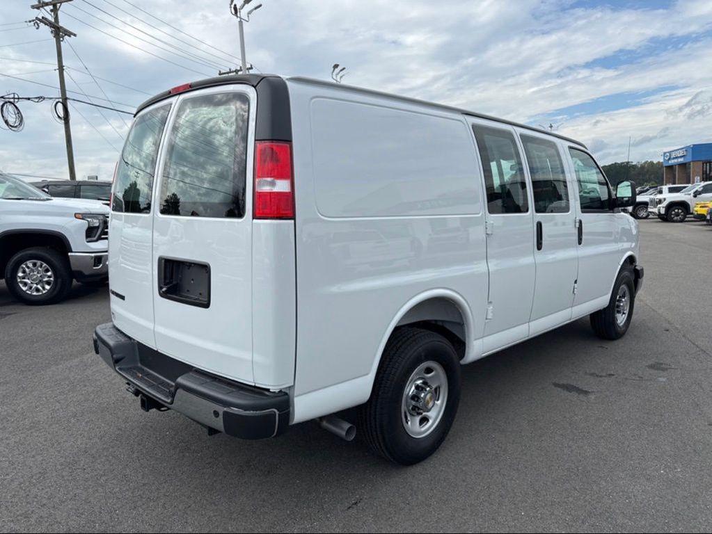 new 2025 Chevrolet Express 2500 car, priced at $40,995
