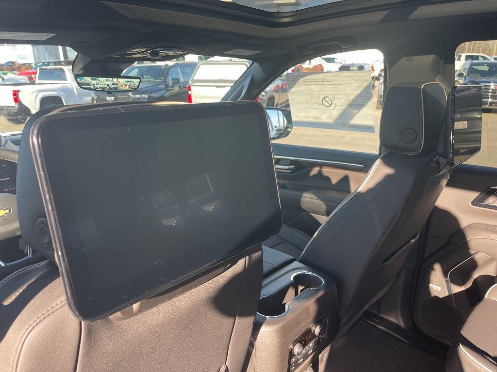 new 2026 Chevrolet Suburban car, priced at $83,995