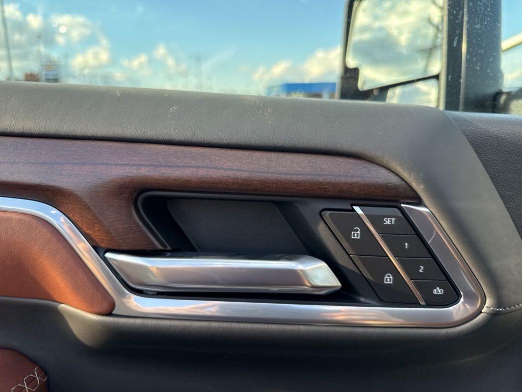 new 2026 GMC Sierra 2500 car, priced at $89,995