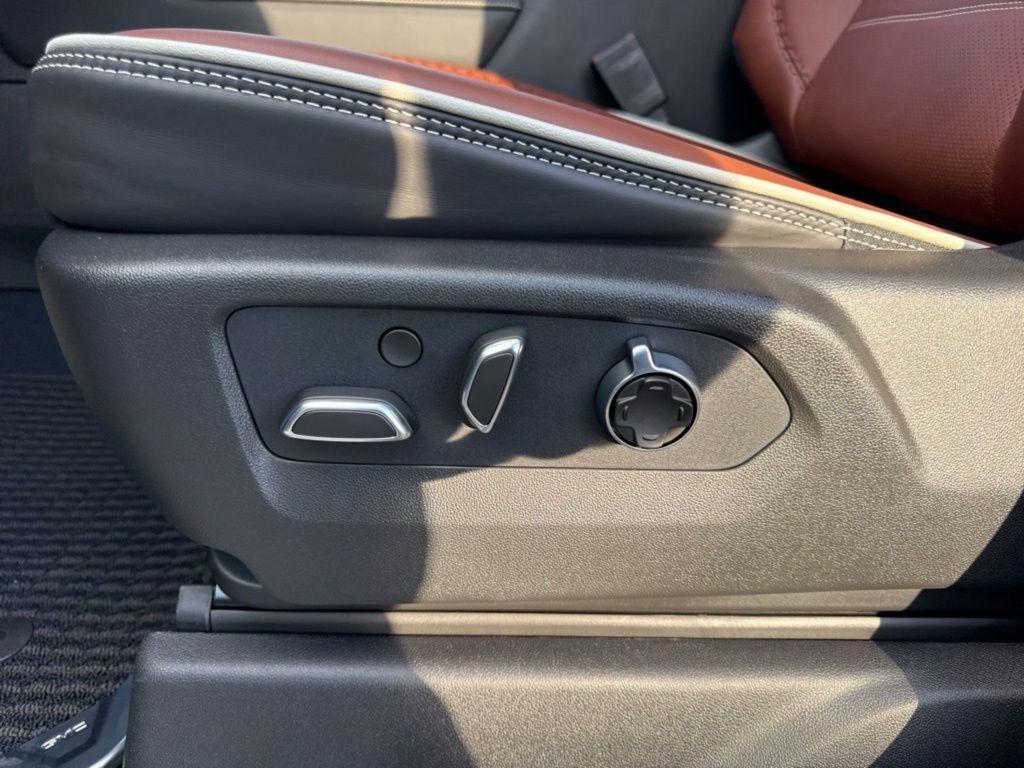 new 2026 GMC Sierra 2500 car, priced at $89,995