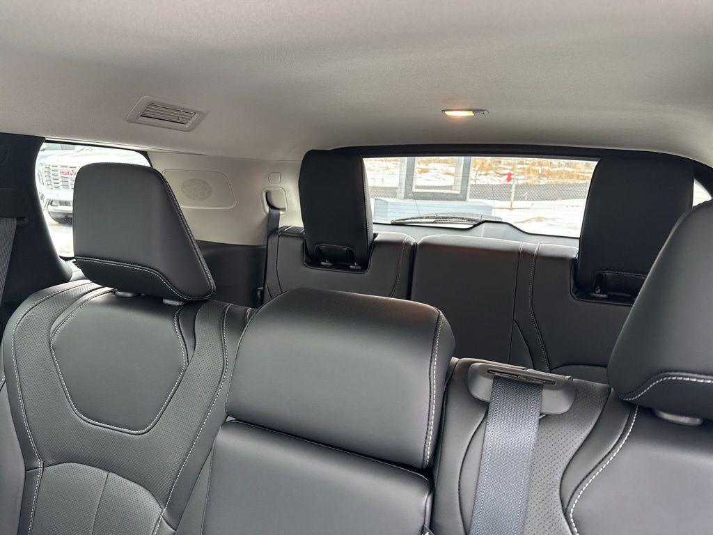 used 2023 INFINITI QX60 car