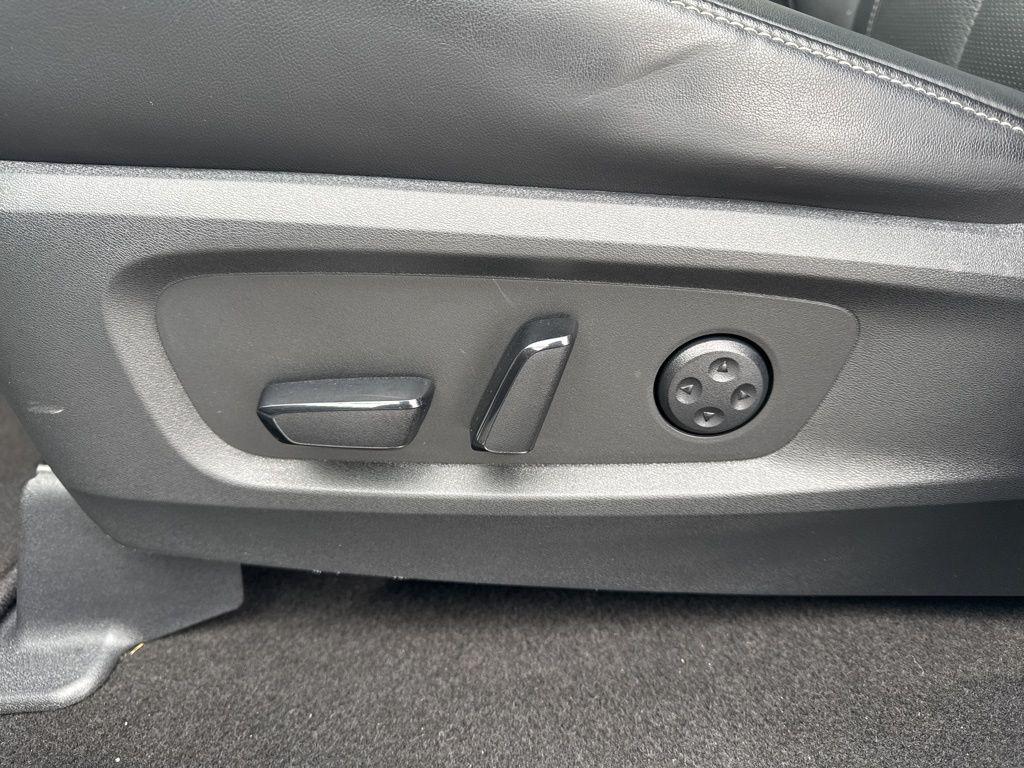 used 2023 INFINITI QX60 car