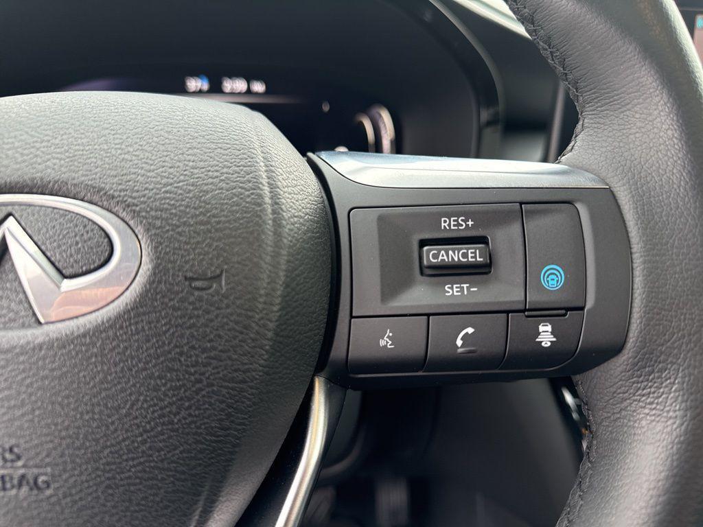 used 2023 INFINITI QX60 car