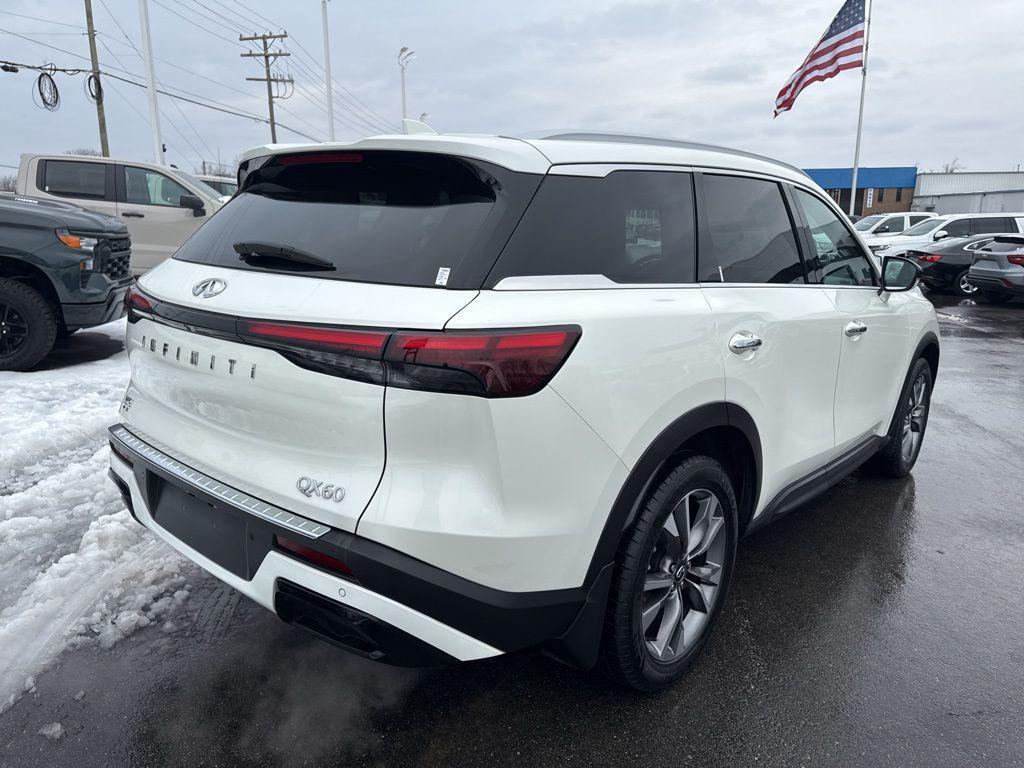 used 2023 INFINITI QX60 car