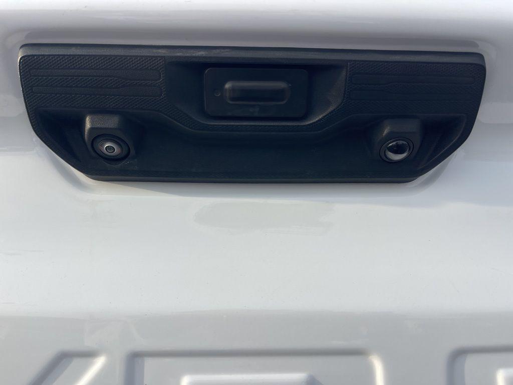 used 2022 Chevrolet Silverado 1500 car, priced at $31,850