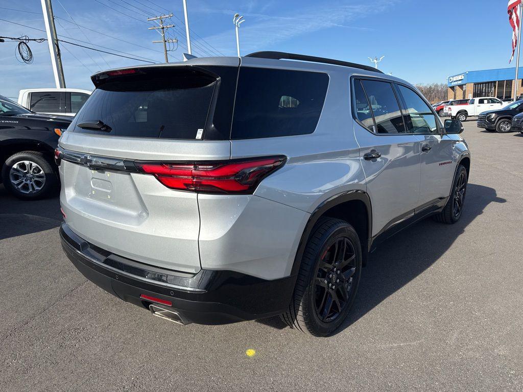 used 2022 Chevrolet Traverse car, priced at $30,450