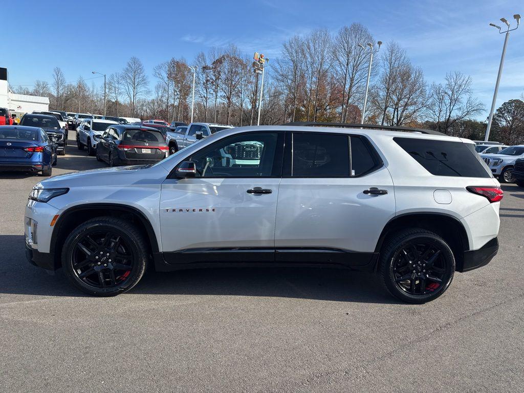 used 2022 Chevrolet Traverse car, priced at $30,450