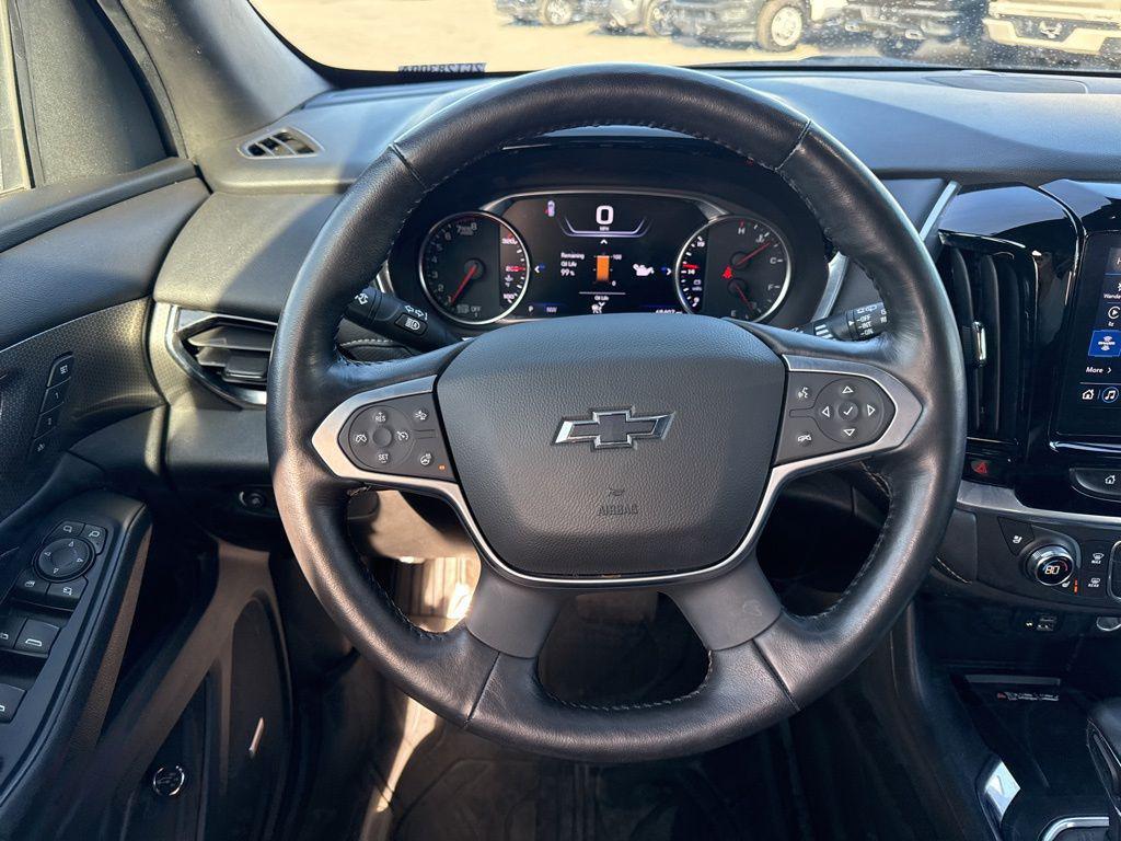 used 2022 Chevrolet Traverse car, priced at $30,450