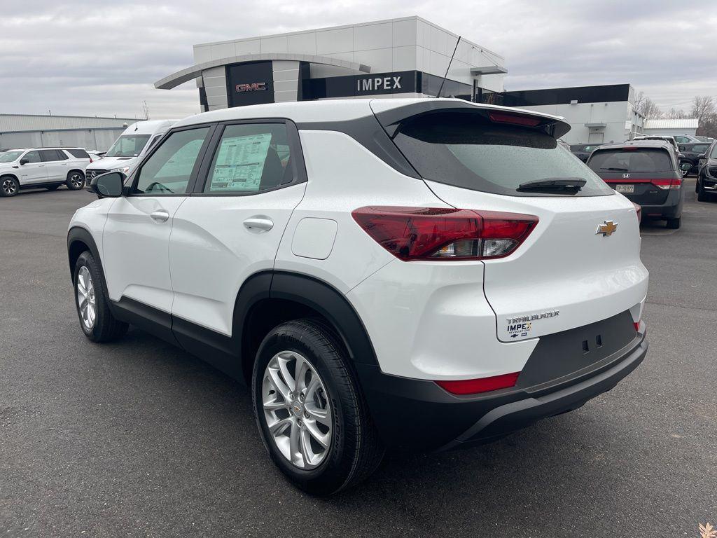new 2026 Chevrolet TrailBlazer car, priced at $25,585