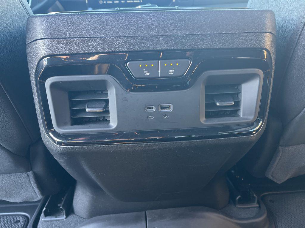 used 2024 GMC Sierra 1500 car, priced at $51,650