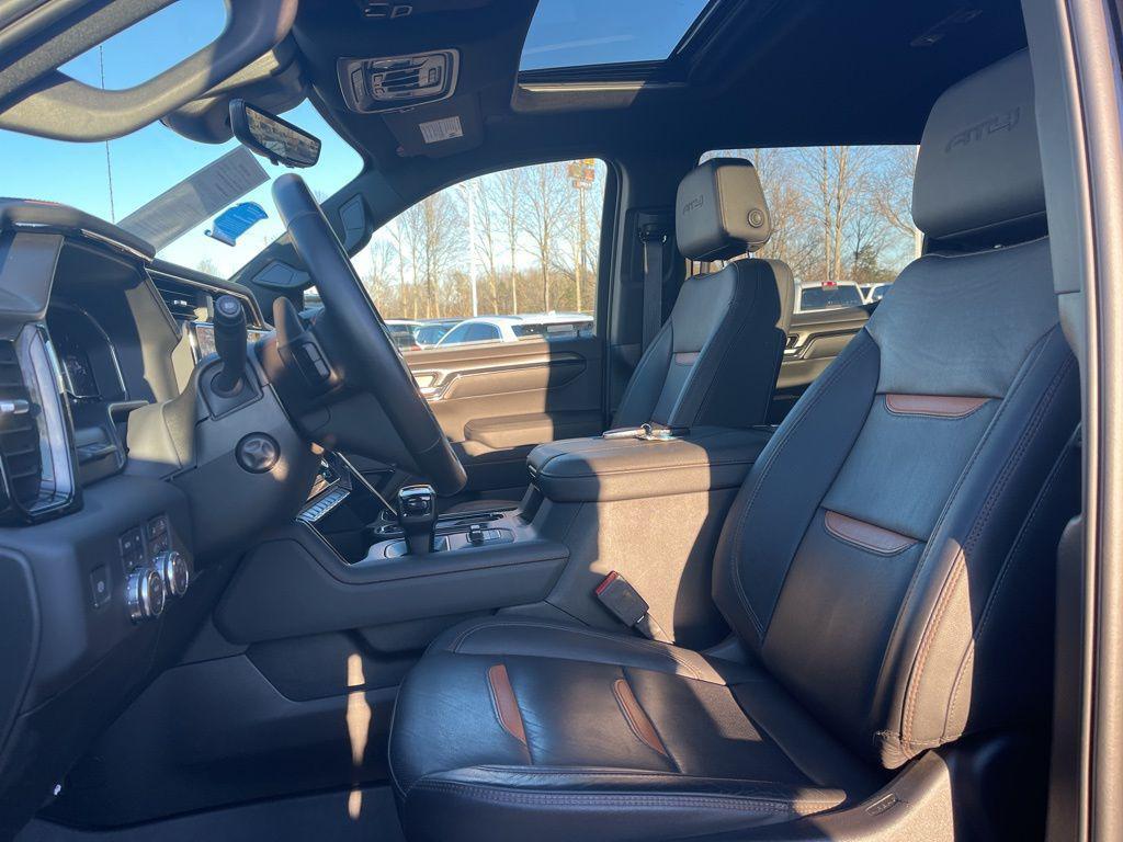 used 2024 GMC Sierra 1500 car, priced at $51,650