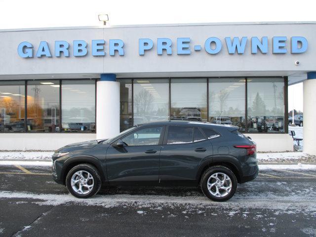 used 2025 Chevrolet Trax car, priced at $20,651