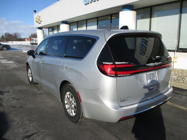 used 2024 Chrysler Pacifica car, priced at $32,845