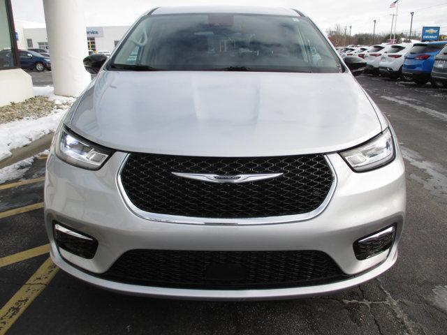 used 2024 Chrysler Pacifica car, priced at $30,610