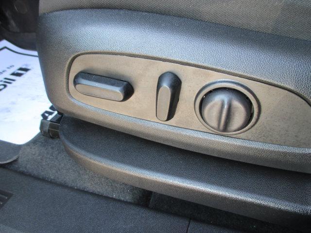 used 2024 Chevrolet Equinox car, priced at $21,994