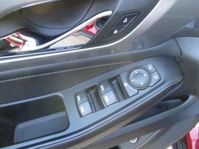 used 2023 Chevrolet Traverse car, priced at $29,488