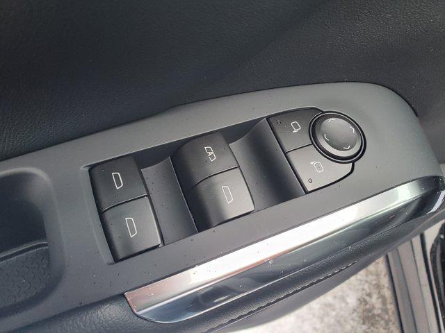 new 2026 Chevrolet Traverse car, priced at $42,999