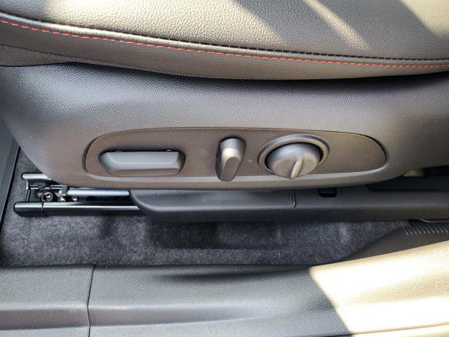 new 2025 Chevrolet Trax car, priced at $25,548