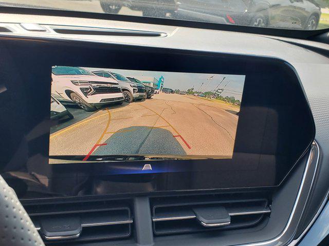 new 2025 Chevrolet Trax car, priced at $25,548