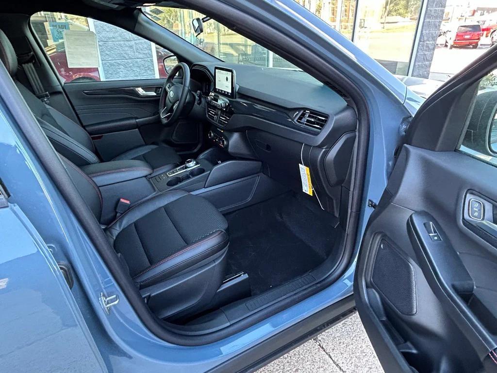 new 2026 Ford Escape car, priced at $35,988