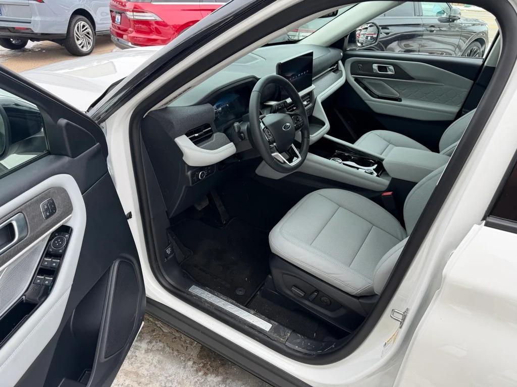 new 2026 Ford Explorer car, priced at $55,988