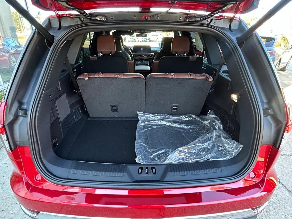 new 2025 Lincoln Aviator car, priced at $77,488