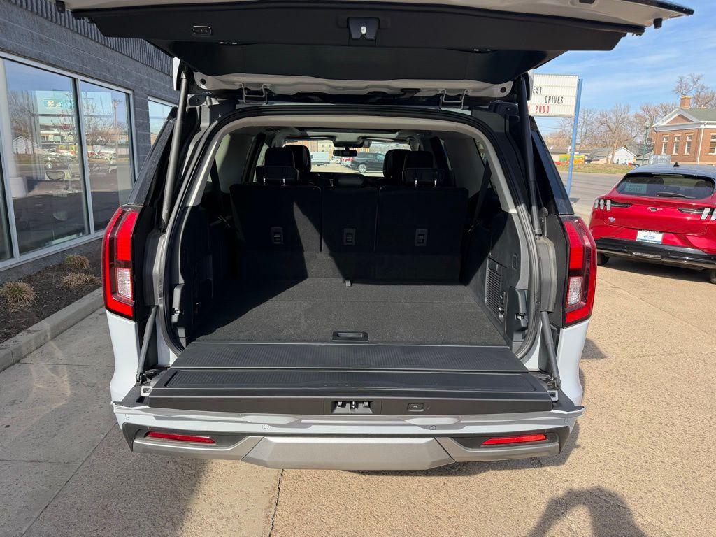 new 2026 Ford Expedition Max car, priced at $85,060